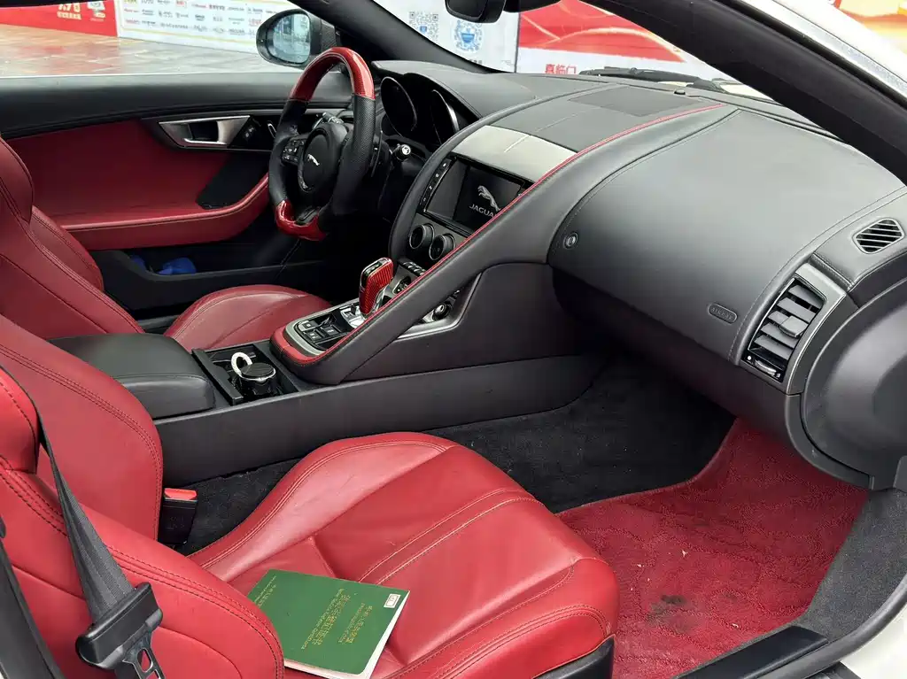 Jaguar F-TYPE — миниатюра 3