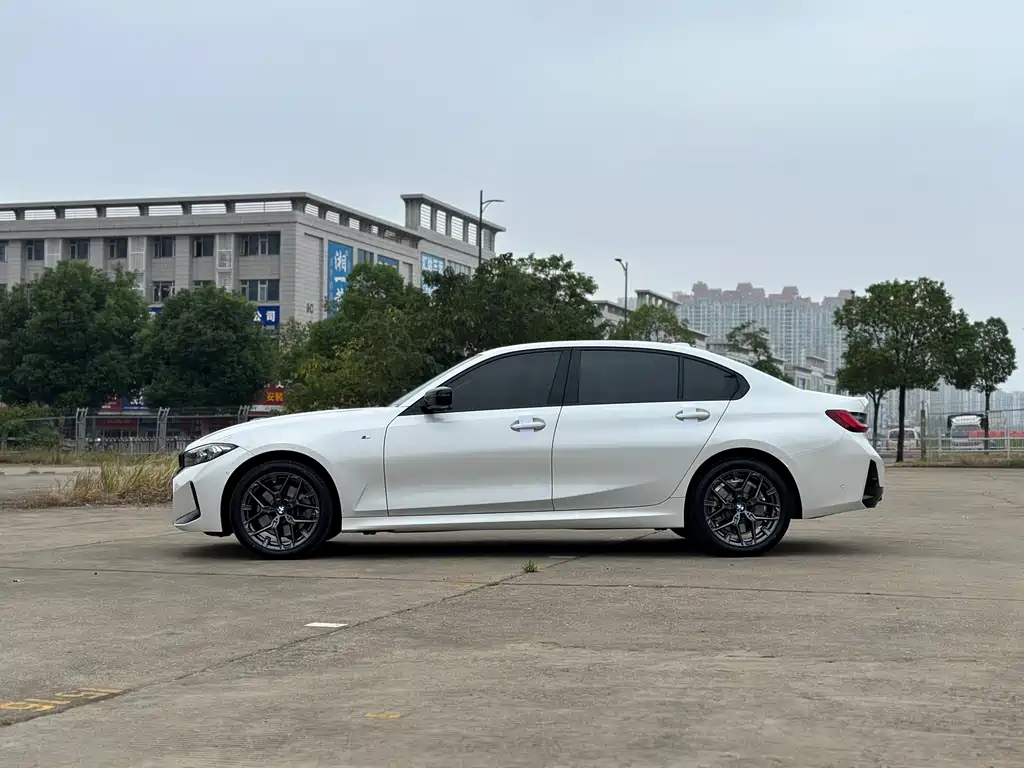 BMW 3 Series — миниатюра 5