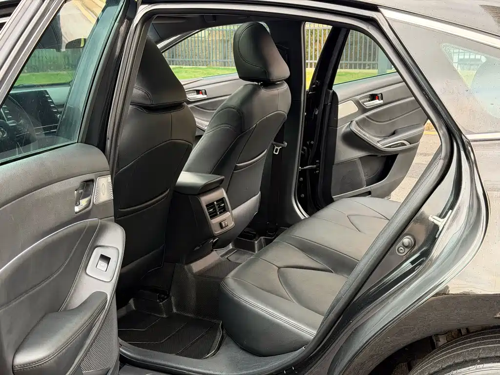 Toyota Avalon — миниатюра 4