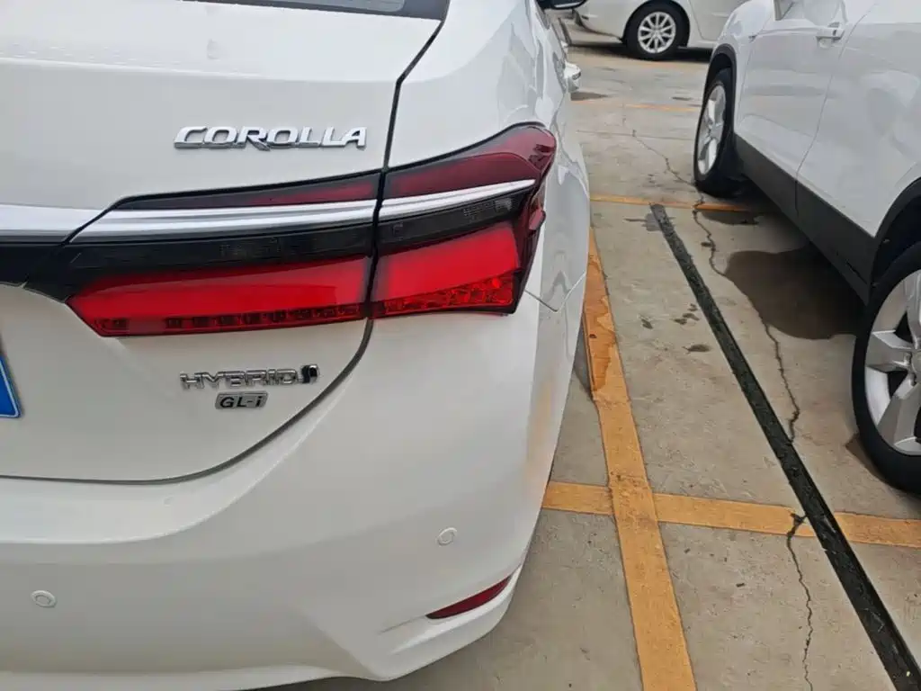 Toyota Corolla — миниатюра 8