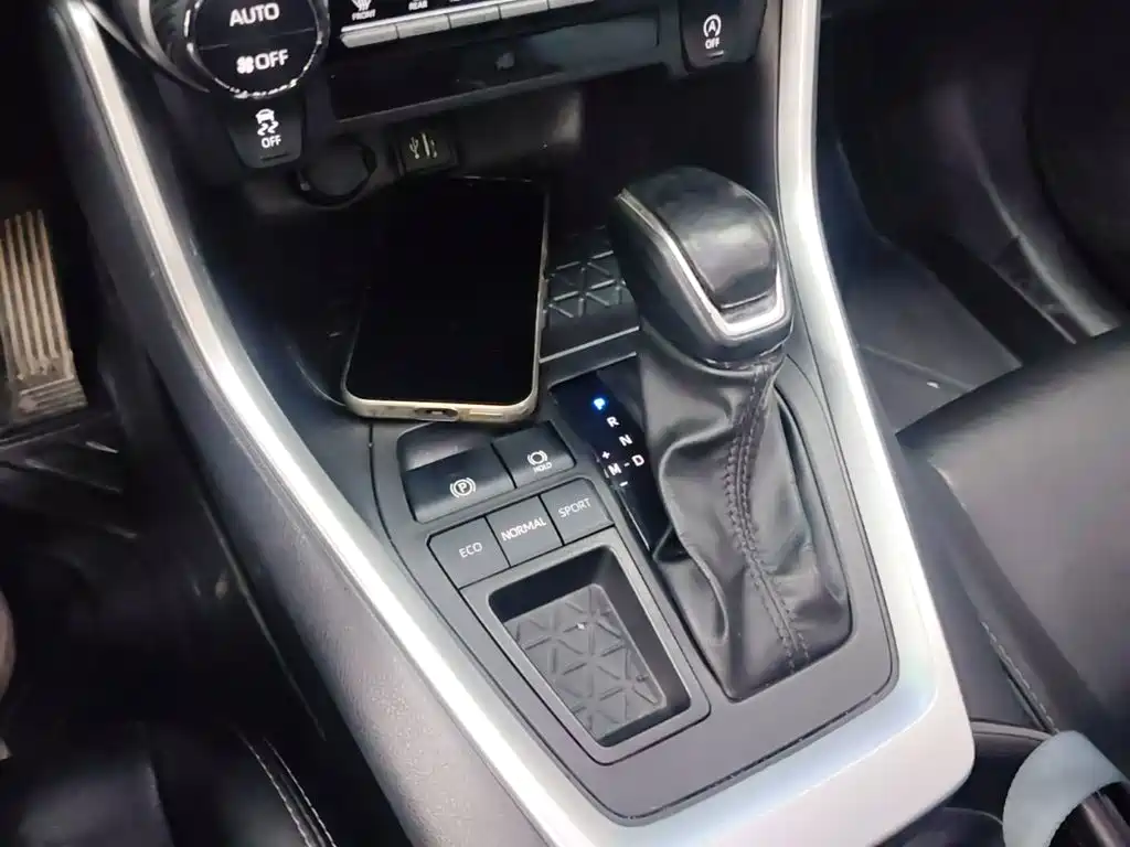 Toyota Wildlander — миниатюра 14