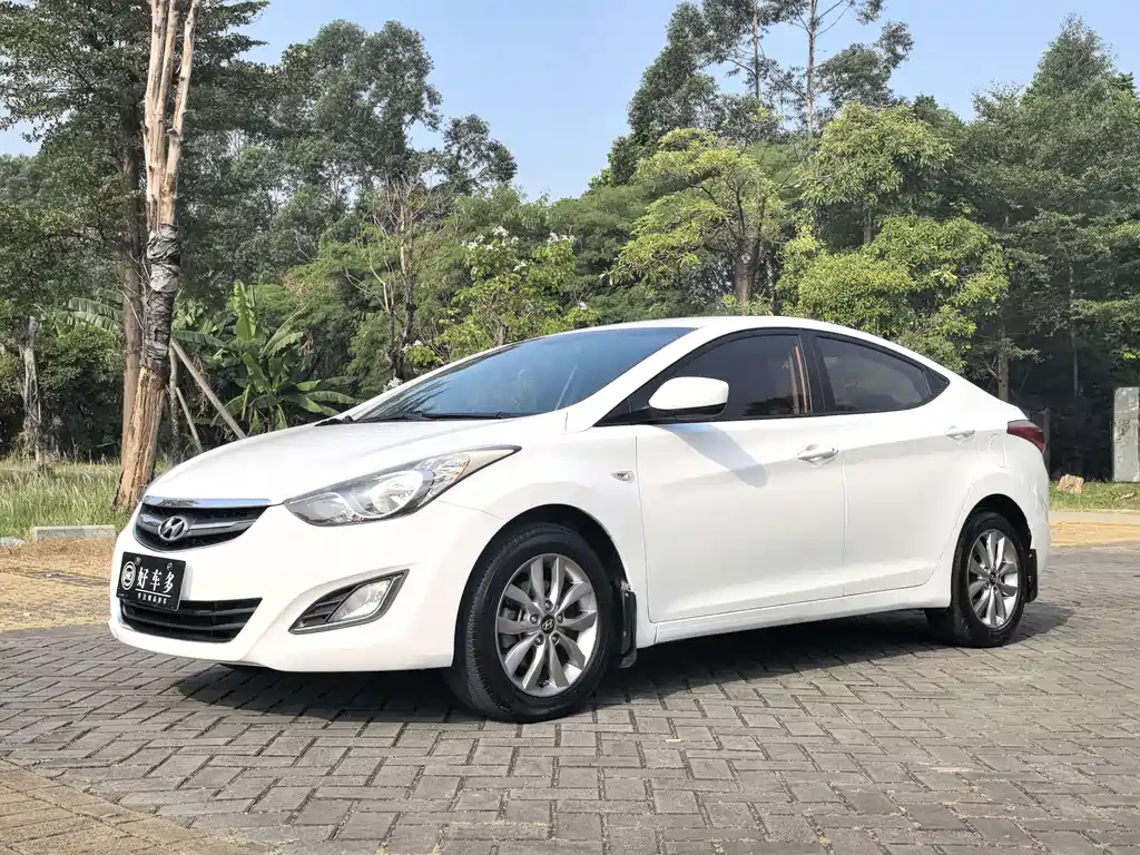 Hyundai Elantra Langdong
