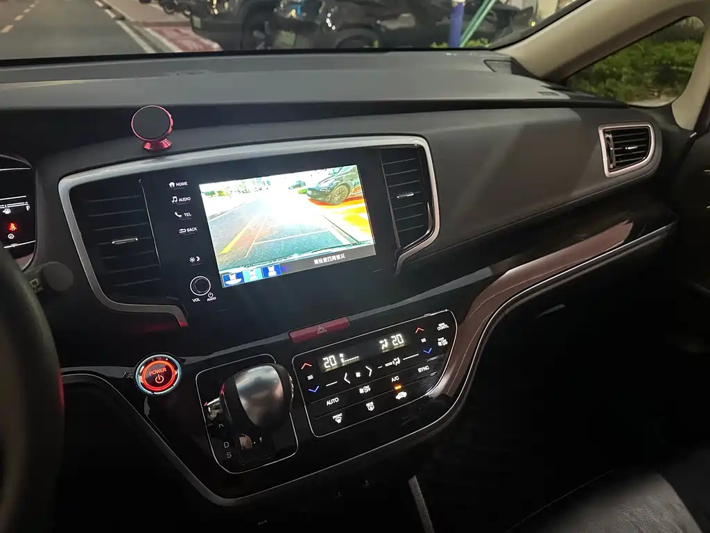 Honda Odyssey — миниатюра 9