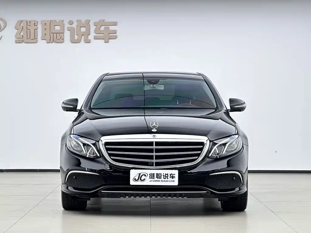 Mercedes-Benz E-Class — миниатюра 2