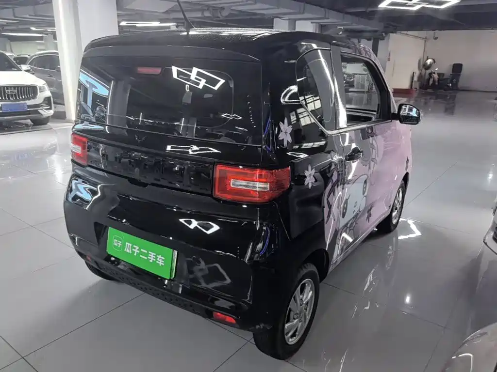 Wuling MINIEV — миниатюра 7