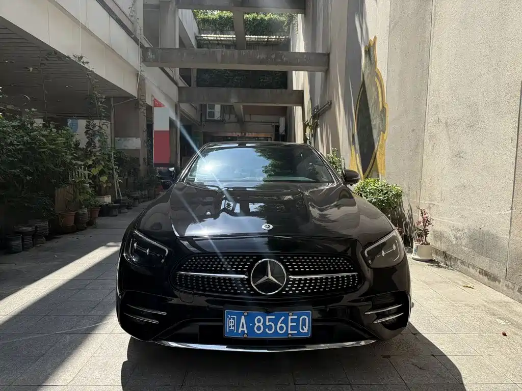 Mercedes-Benz E-Class E 2023 E 260 L Sport