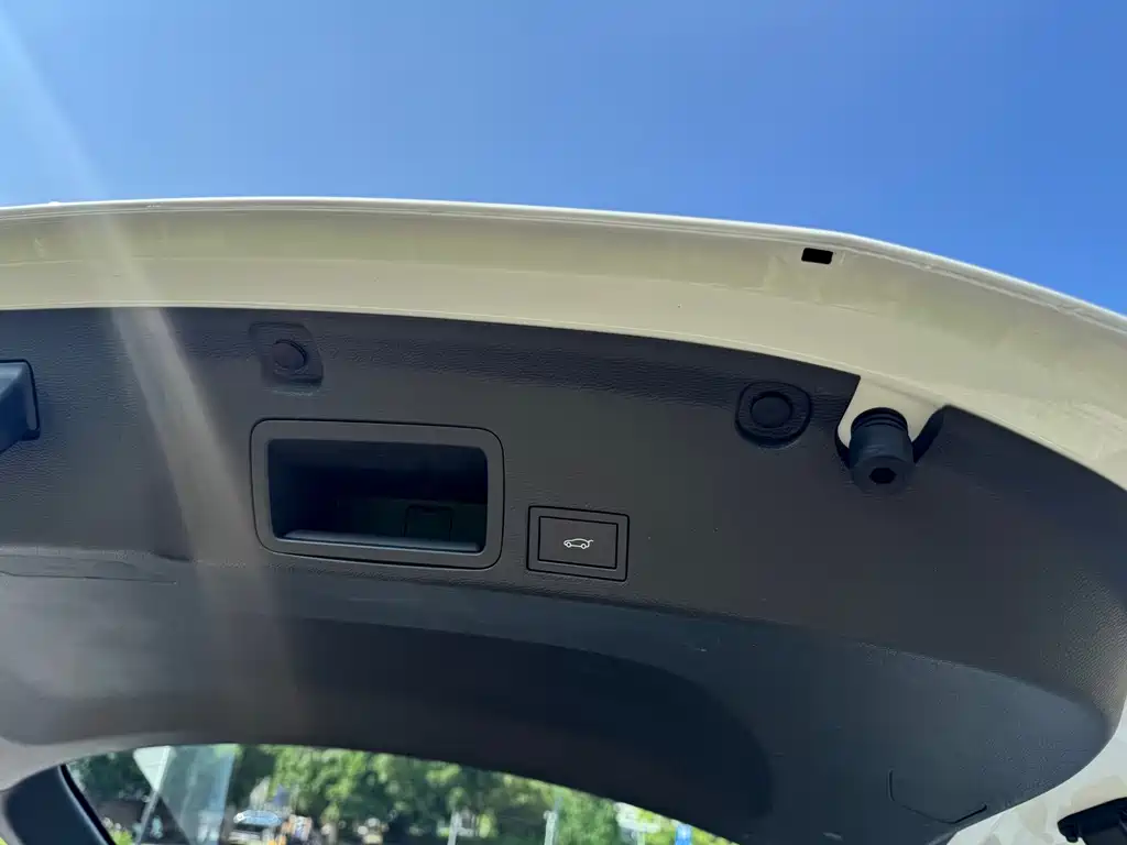 XPeng MONA M03 — миниатюра 18