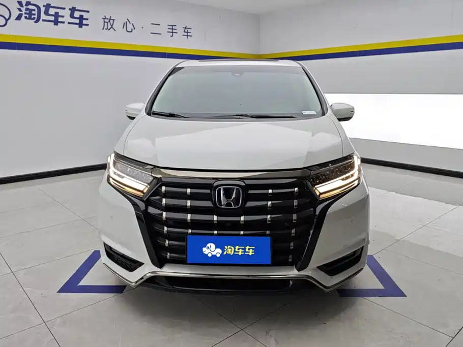 Honda Elysion — миниатюра 2