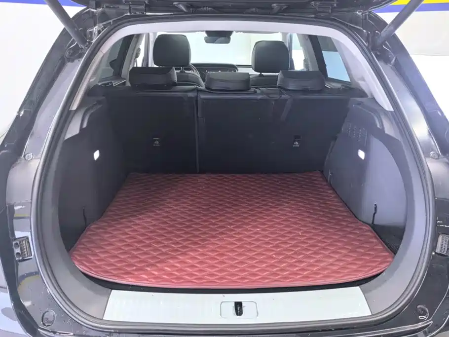 Hongqi Hongqi HS5 — миниатюра 4