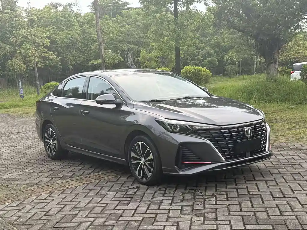 Changan Eado — миниатюра 3
