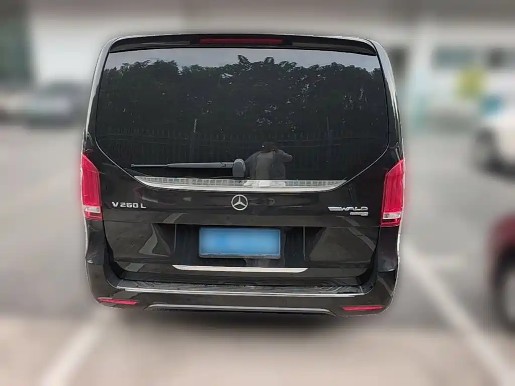 Mercedes-Benz V-Class — миниатюра 8