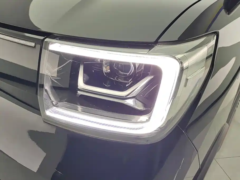 Wuling MINIEV — миниатюра 5