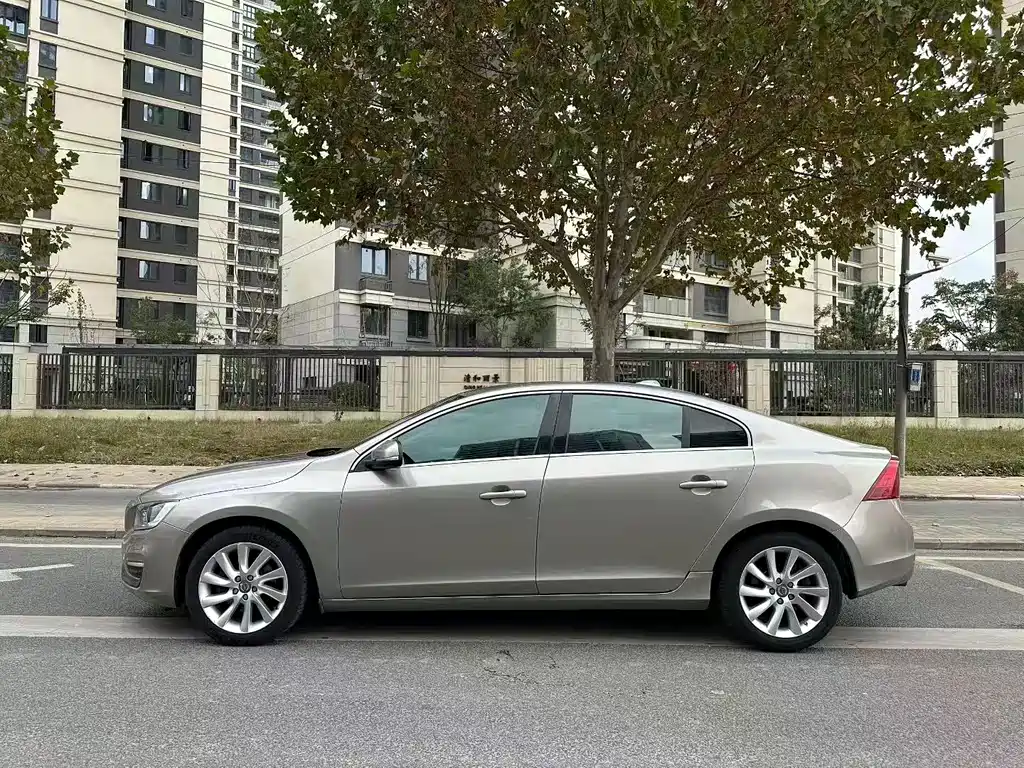 Volvo S60 2015 S60L 2.0T