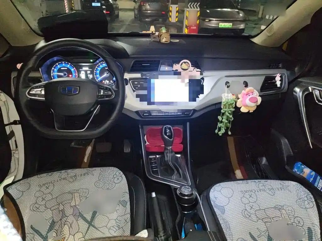 Geely Vision X3 — миниатюра 5