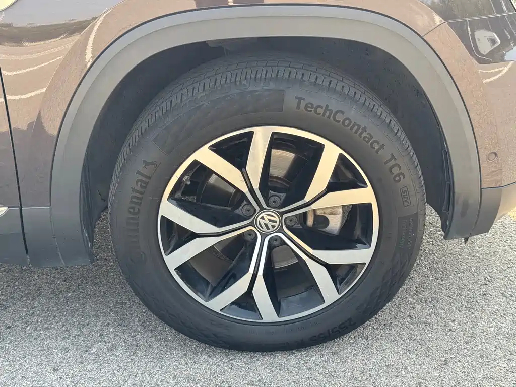 Volkswagen Teramont — миниатюра 11