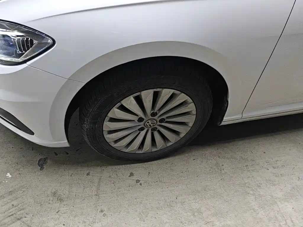 Volkswagen Lavida — миниатюра 23