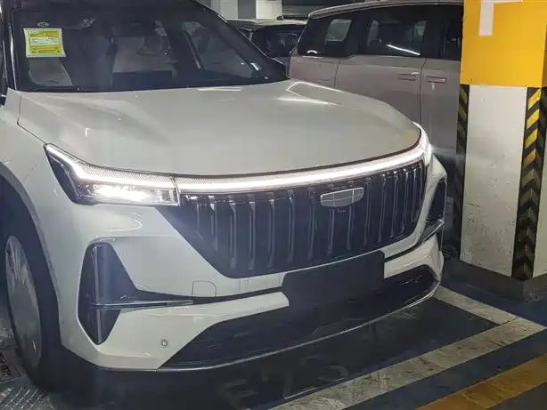 Geely Boyue L L 2025 1.5TD DCT