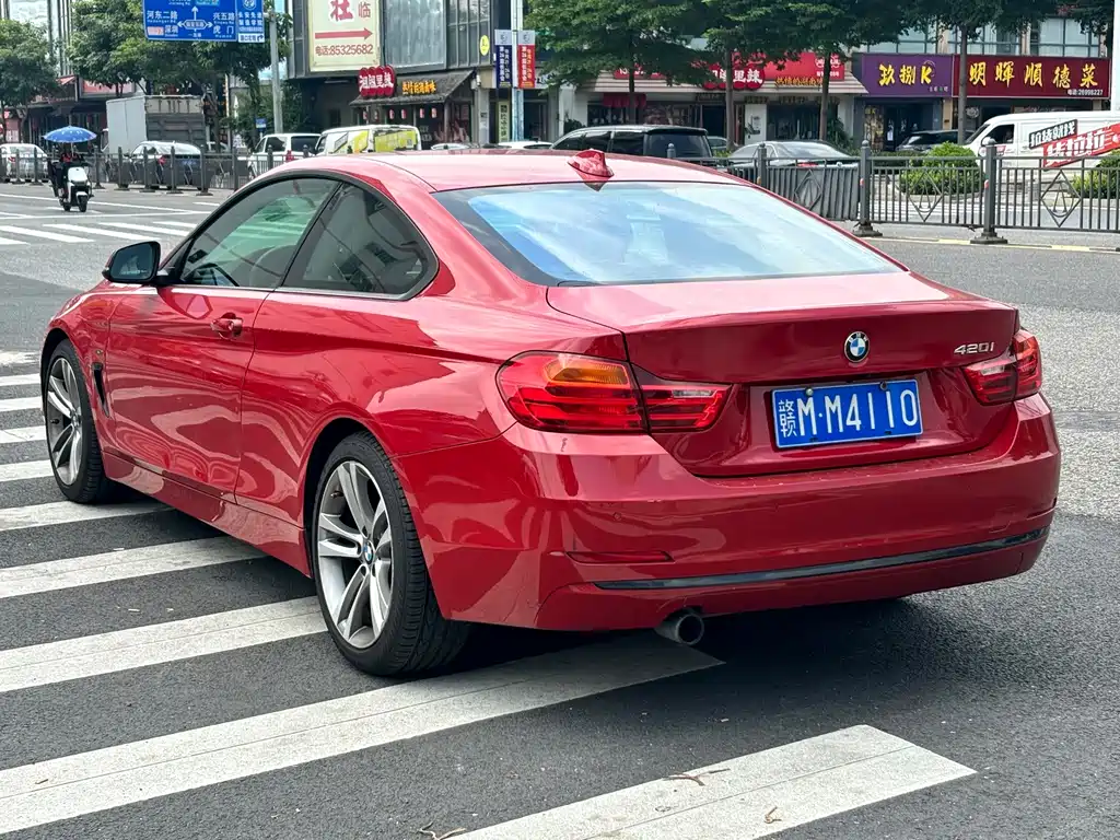 BMW 4 Series — миниатюра 4