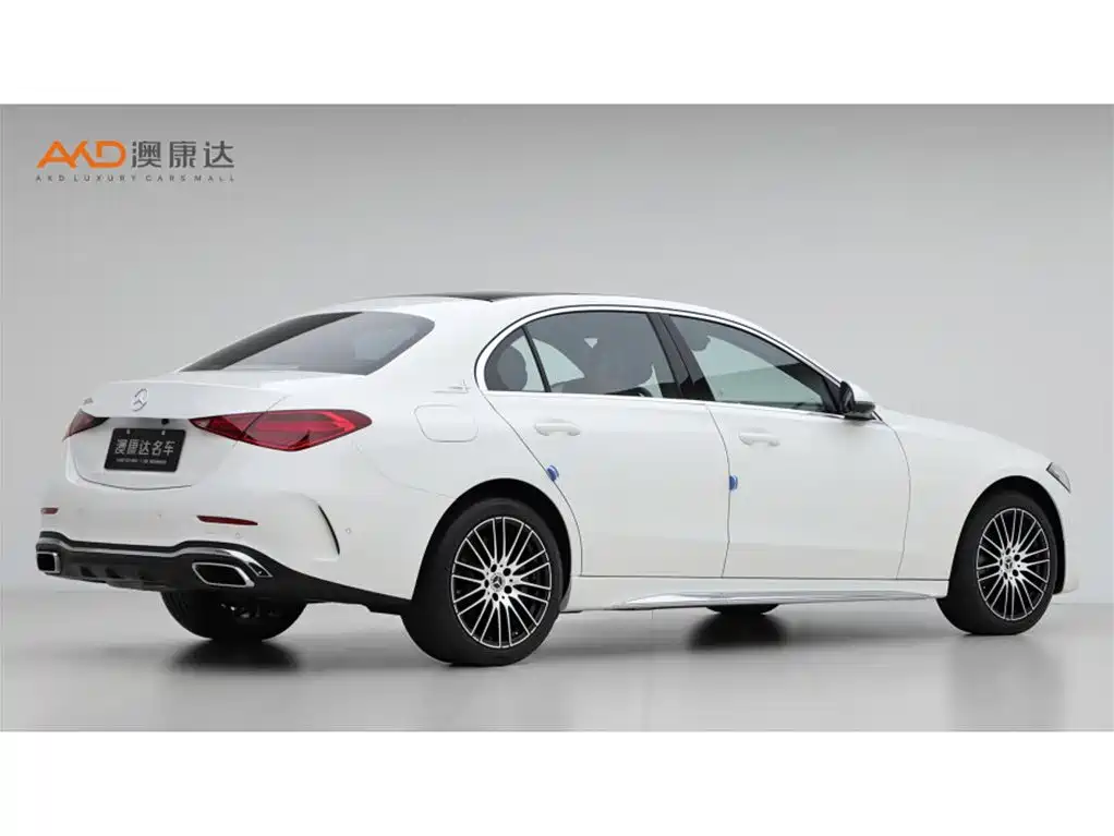 Mercedes-Benz C-Class — миниатюра 3