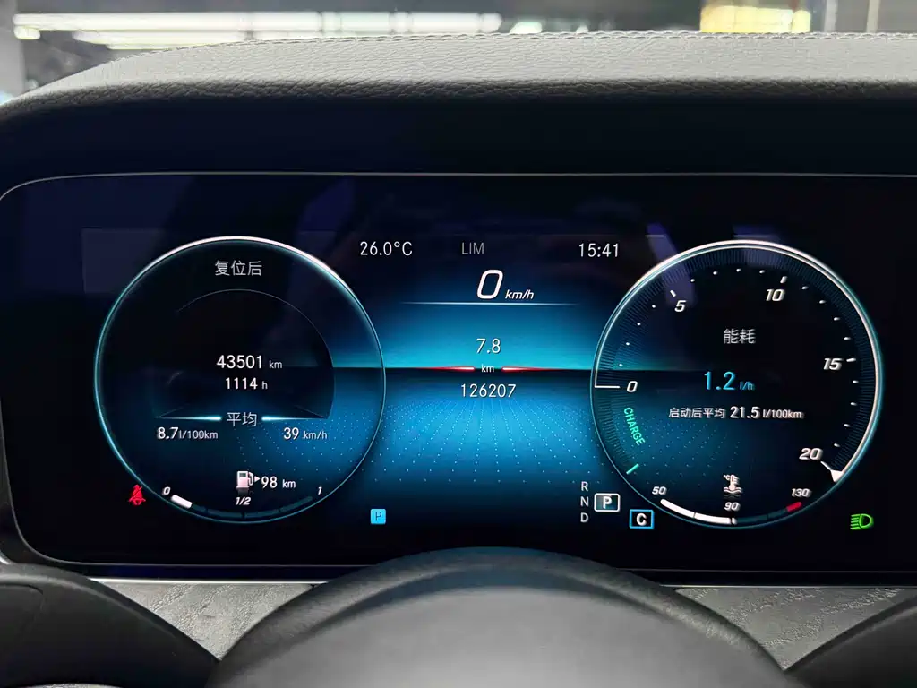 MERCEDES-BENZ E CLASS