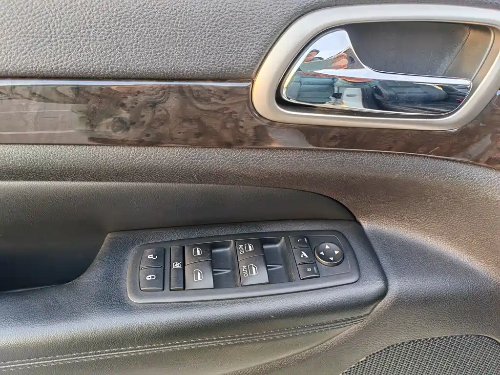 Jeep Grand Cherokee (Import) 3.6L Comfort Enjoy Navigation Edition, фото 12