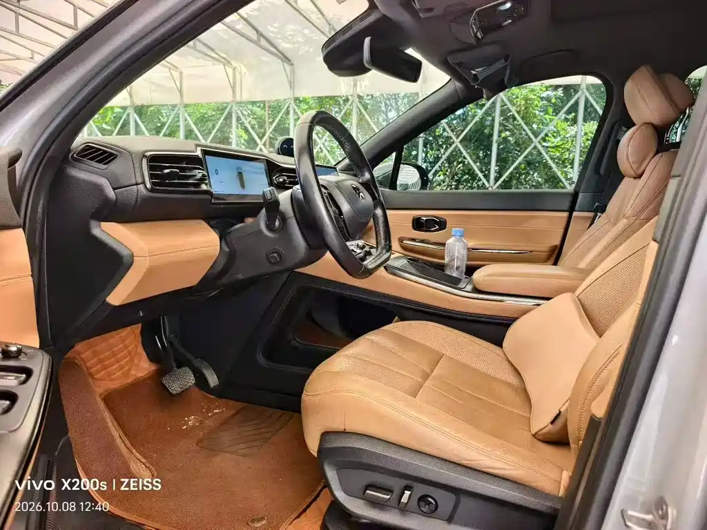 NIO ES8 — миниатюра 4