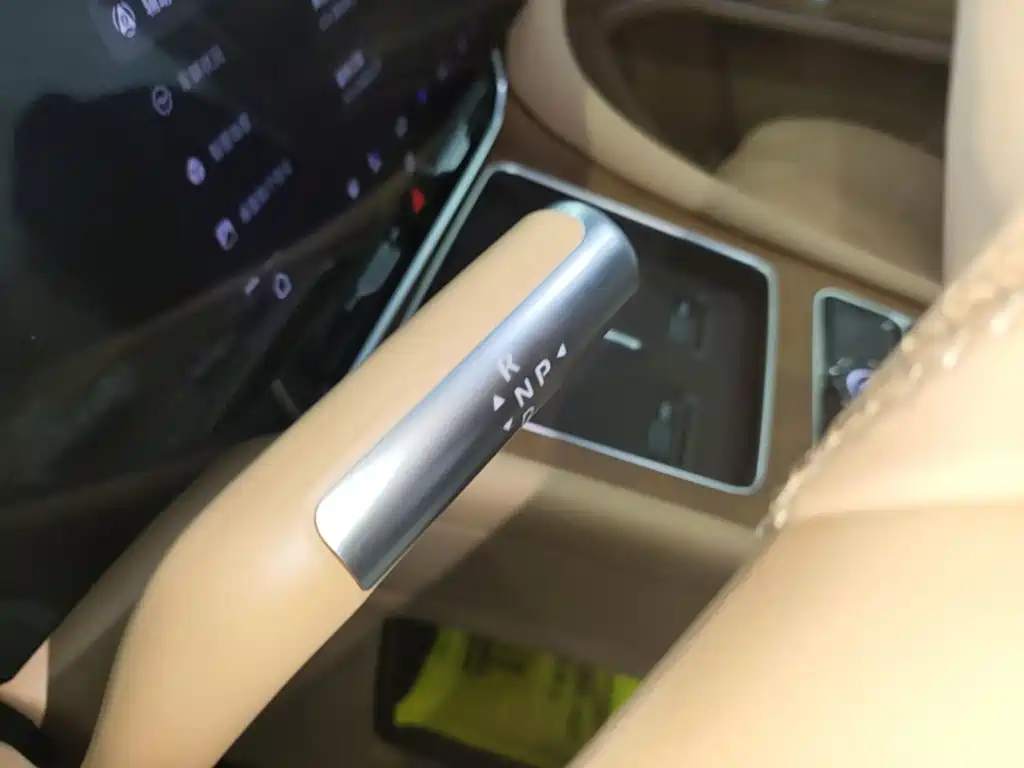 AITO AITO M9 — миниатюра 14