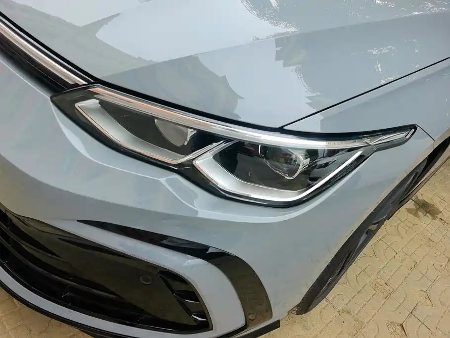 Volkswagen Golf — миниатюра 5