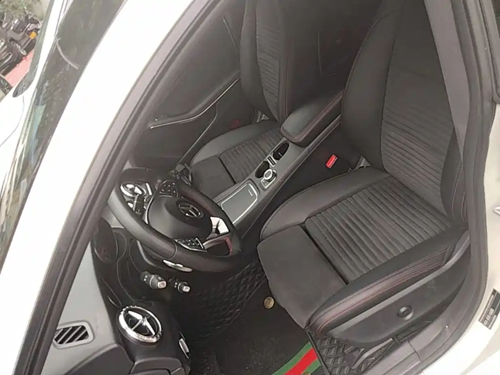 Mercedes-Benz CLA (Import) — миниатюра 15