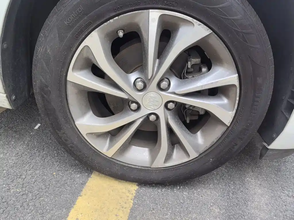Buick Verano — миниатюра 25