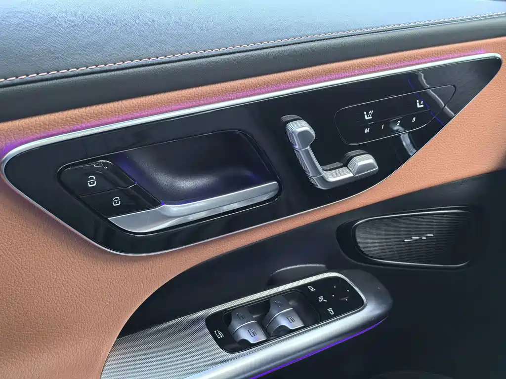 Mercedes-Benz GLC — миниатюра 7