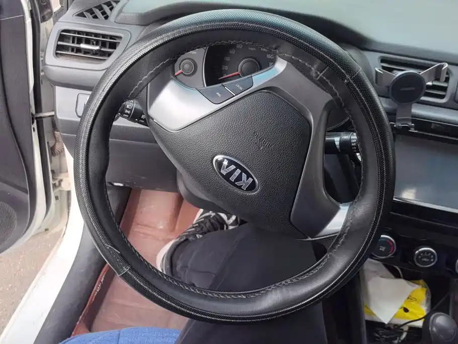 Kia K2 — миниатюра 15
