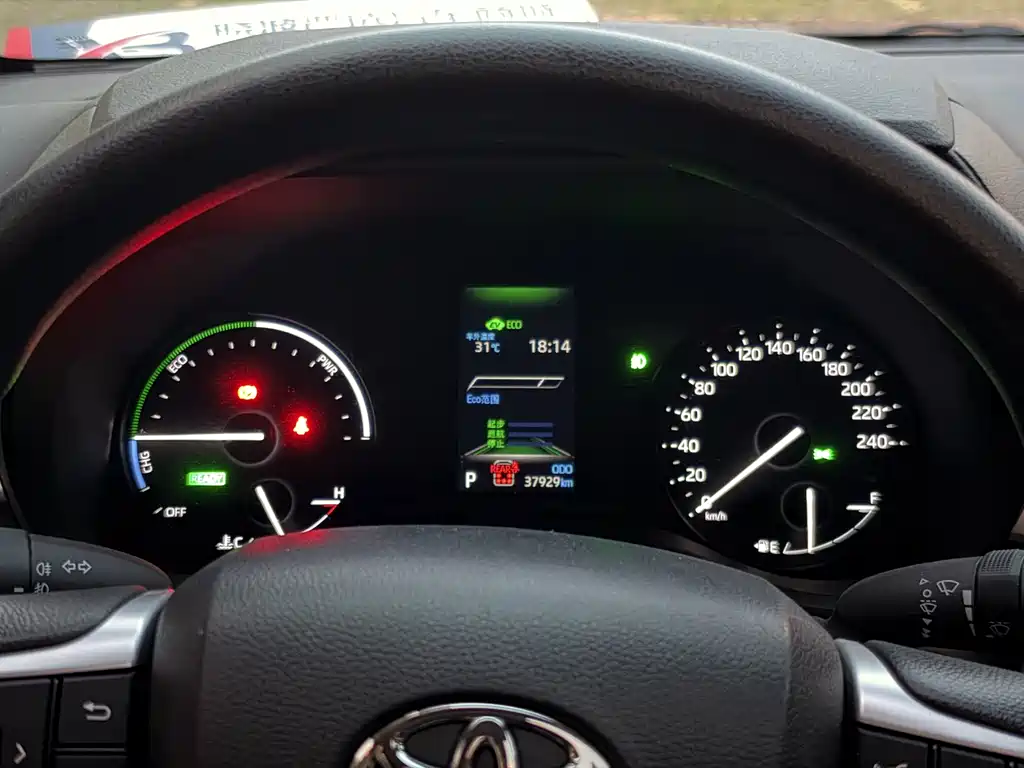 Toyota Granvia — миниатюра 15