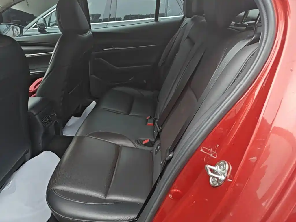 Mazda 3 Axela — миниатюра 17