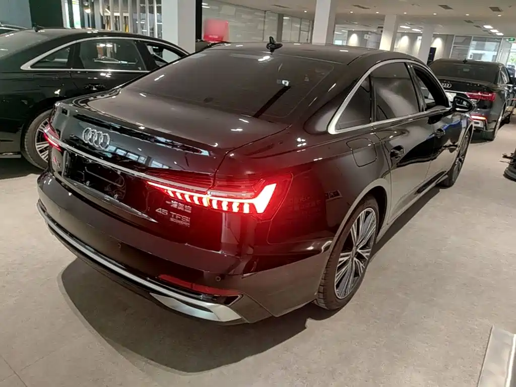 Audi A6L — миниатюра 7