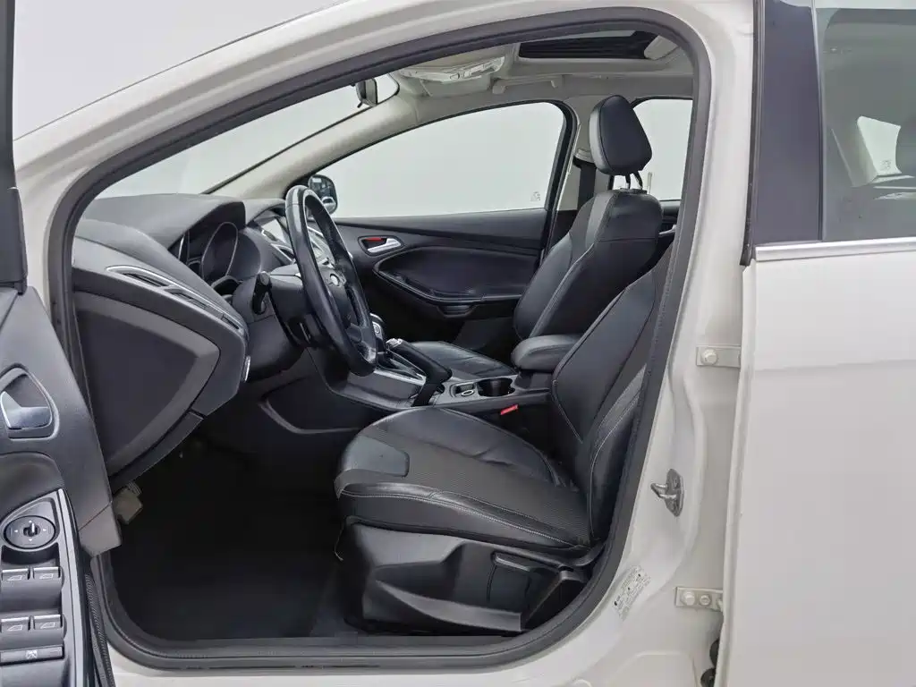 Ford Focus — миниатюра 10