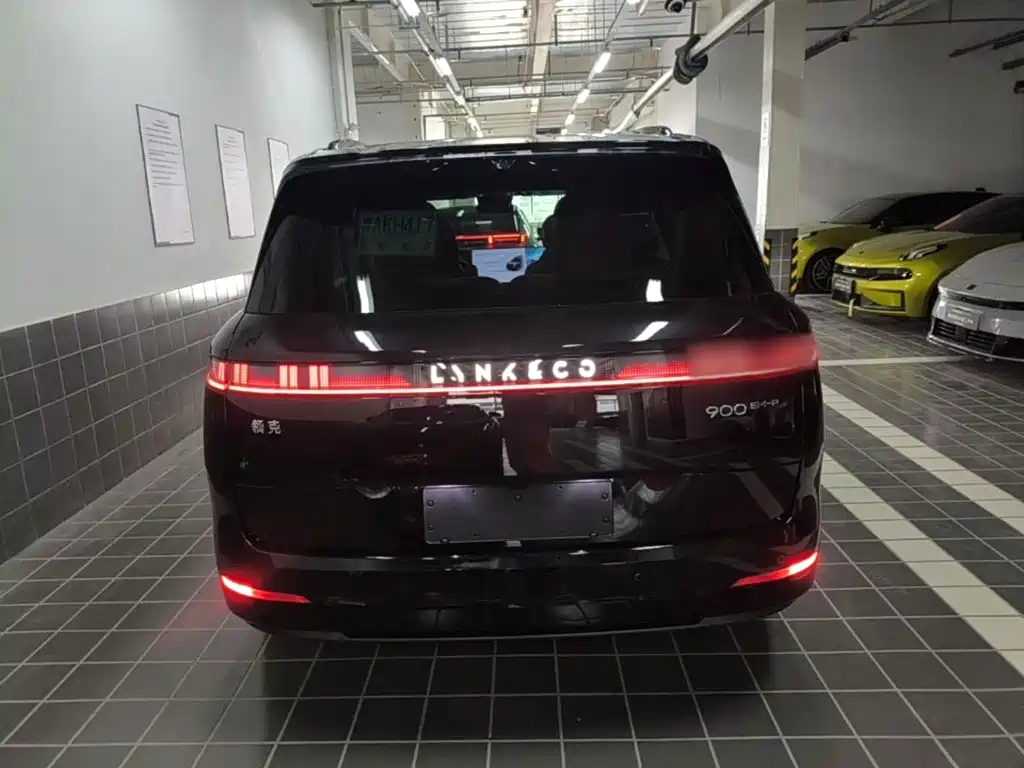 Lynk & Co 900 — миниатюра 6