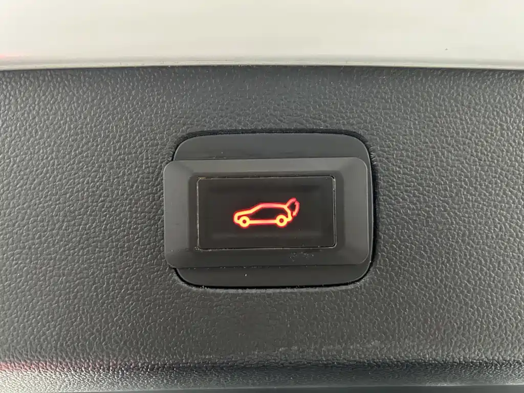 Roewe RX5 MAX — миниатюра 11