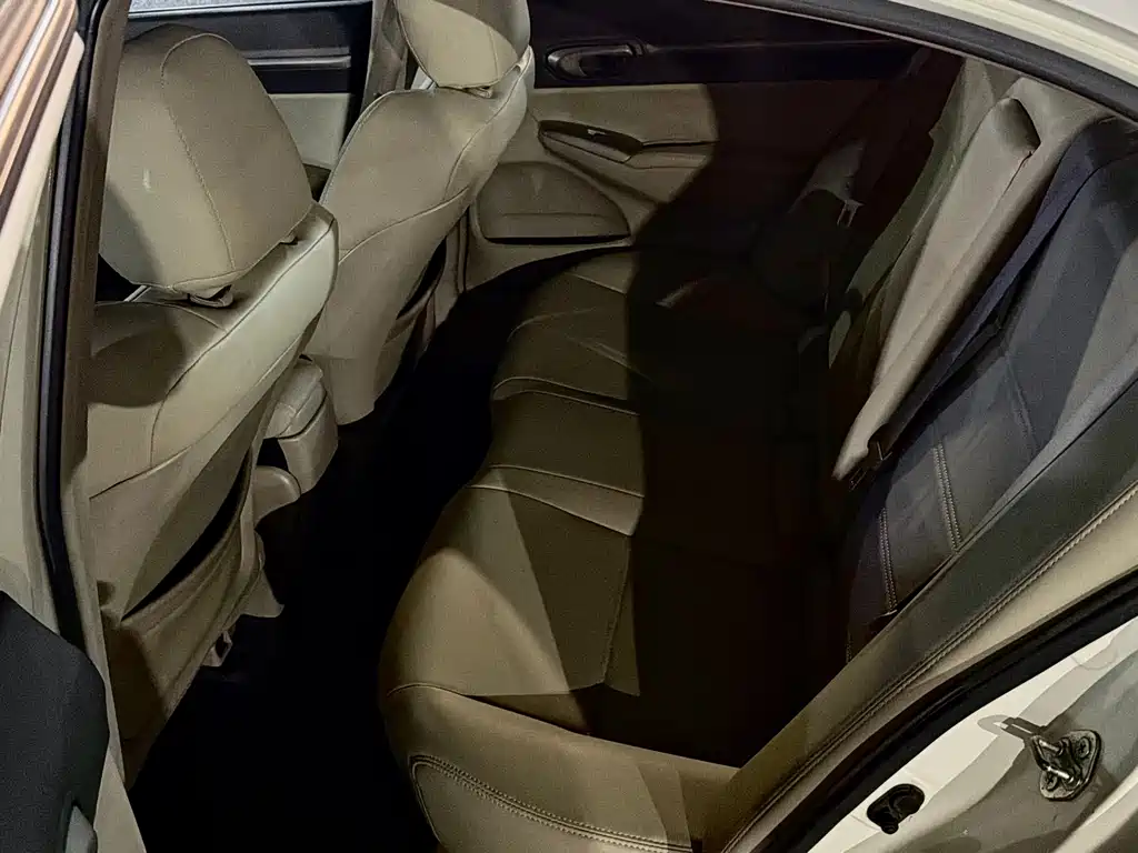 Honda Civic (Import) — миниатюра 11