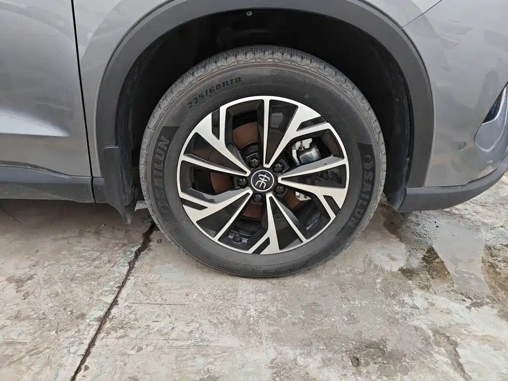 BYD L DM-i — миниатюра 8
