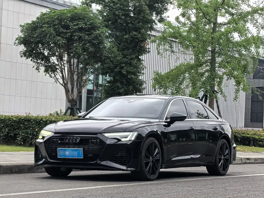 Audi A6L 2022