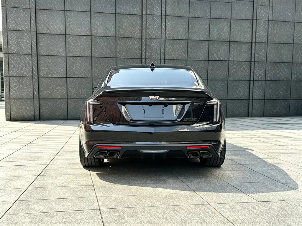 Cadillac CT5 — миниатюра 13