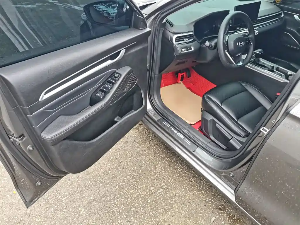 Geely Emgrand — миниатюра 16