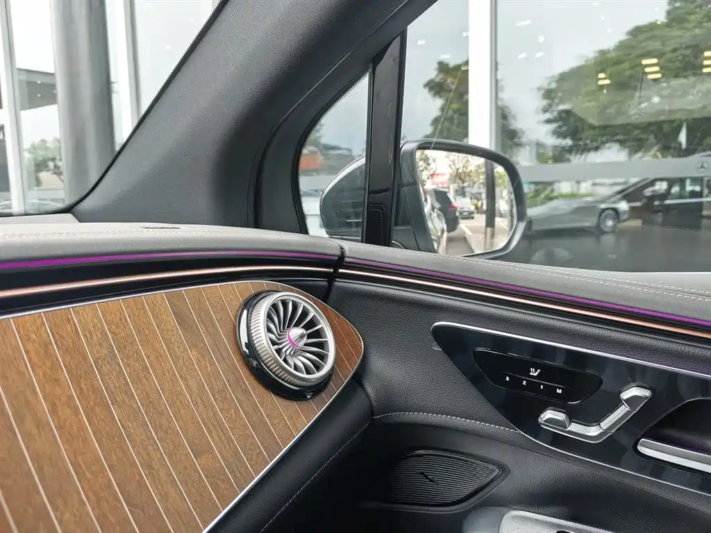 Mercedes-Benz EQE SUV 2024 500 4MATIC Luxury
