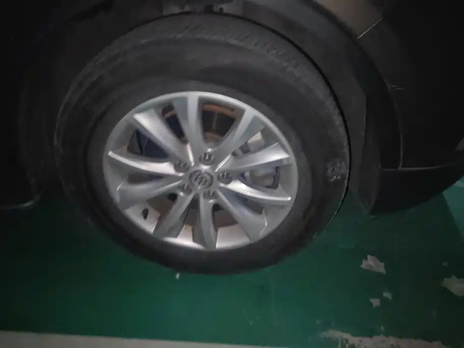 Buick Envision Plus — миниатюра 6