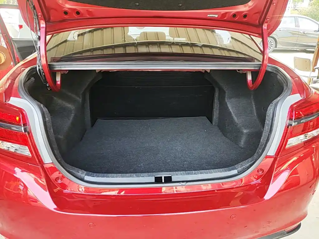 Toyota Yaris L — миниатюра 19