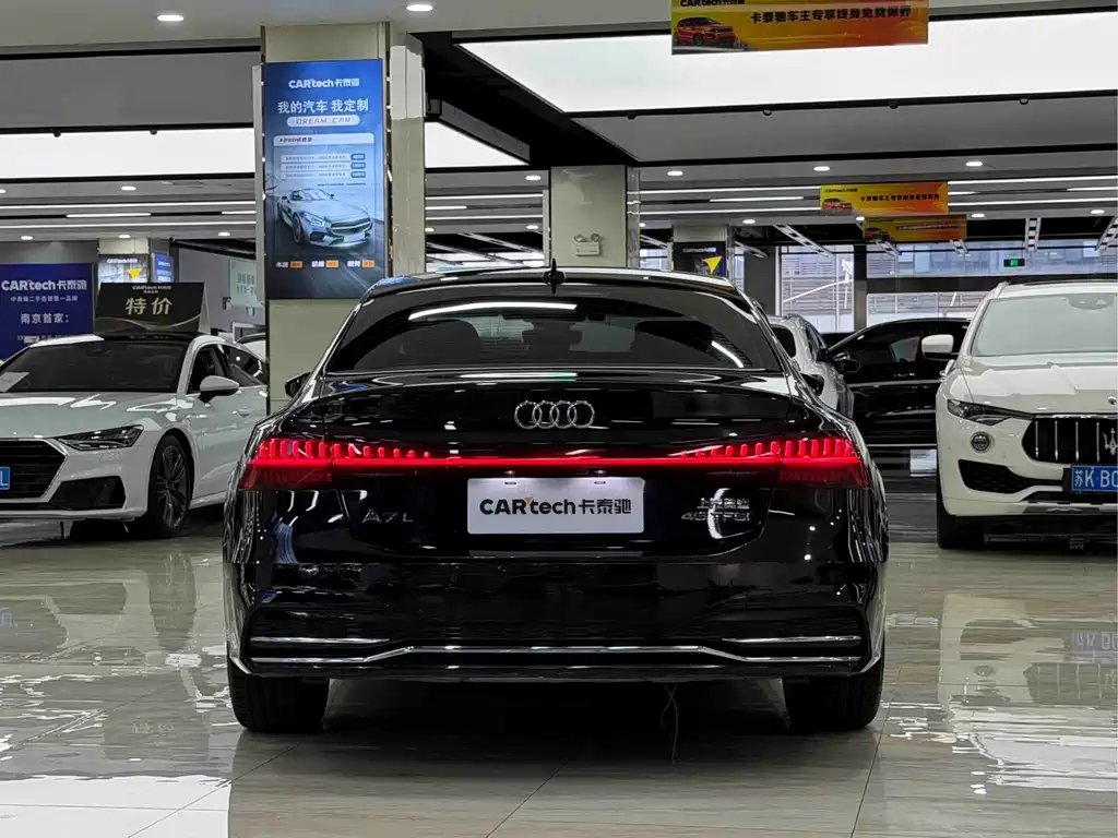 Audi A7L — миниатюра 6