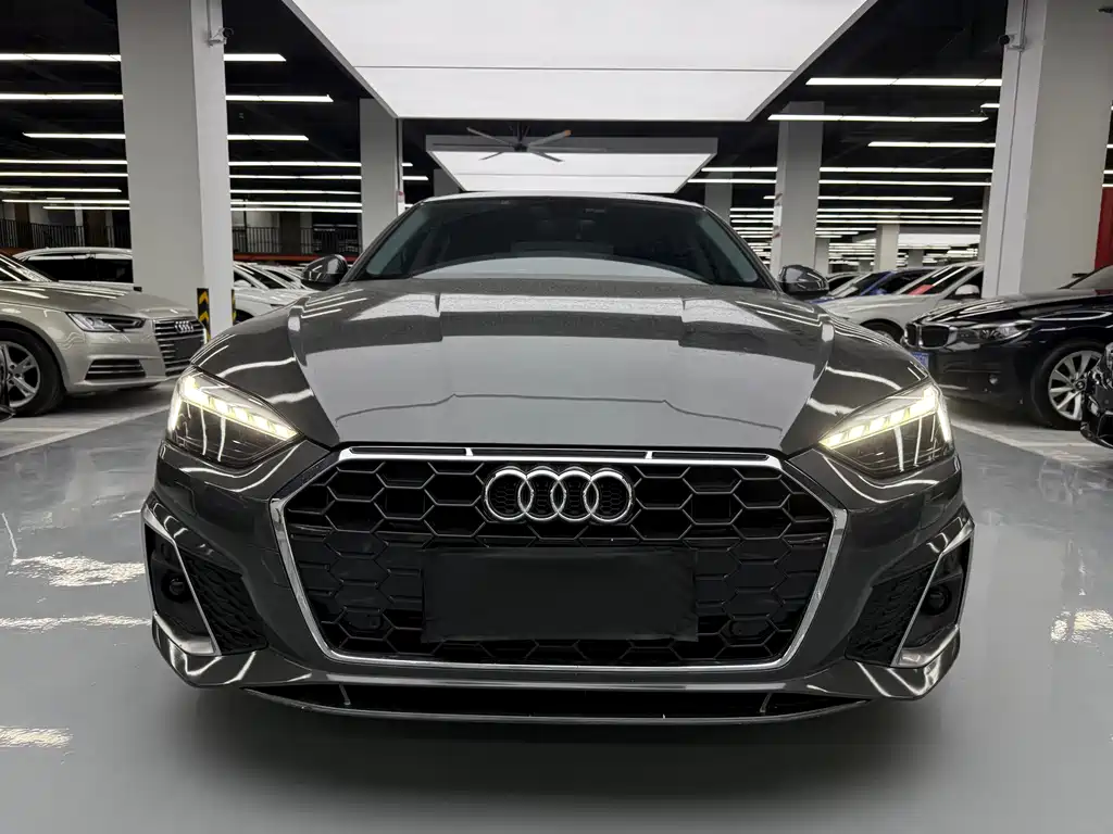 Audi A5 (Import) — миниатюра 2