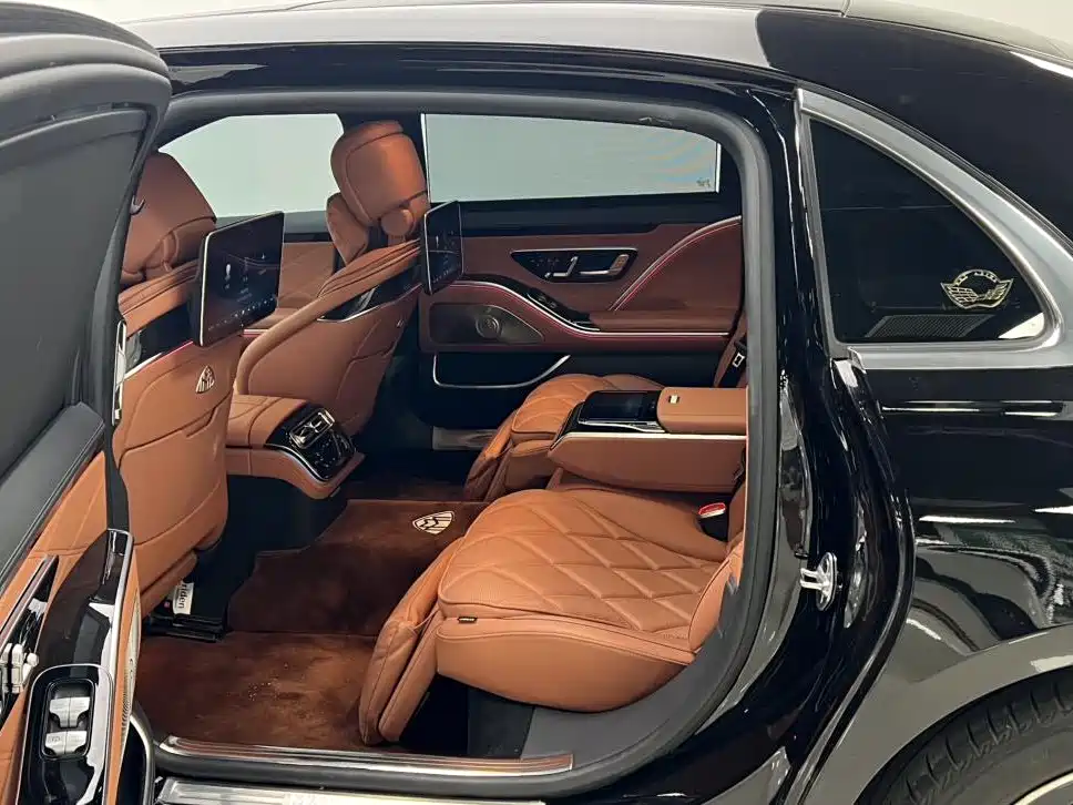 Mercedes-Benz S-Class — миниатюра 21