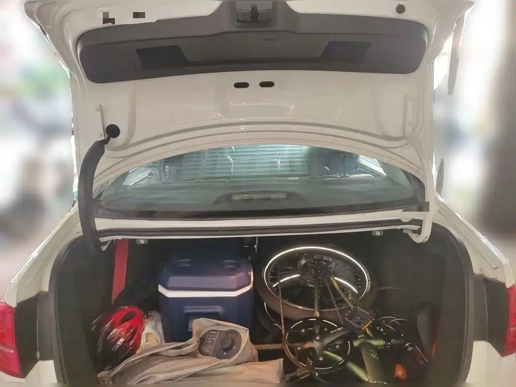 Volkswagen Sagitar — миниатюра 15